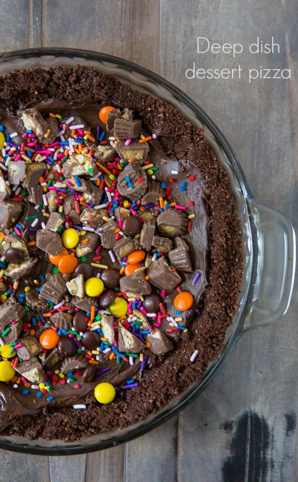 deep dish dessert pizza