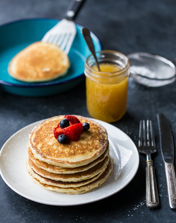 caramel macchiato pancakes with syrup